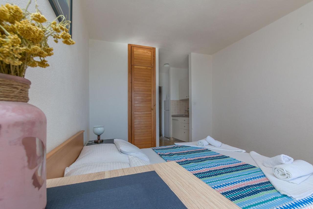 Maras Apartment